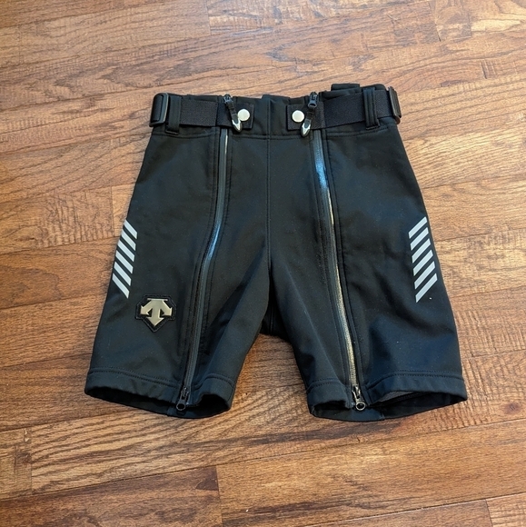 Descente softshell training Ski Shorts Winter snowpants Half pants Y 12 W XS/S - Picture 3 of 11